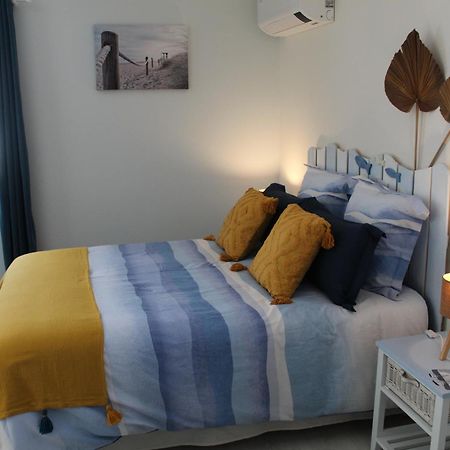 Mérignac La Douce Charentaise Bed & Breakfast エクステリア 写真