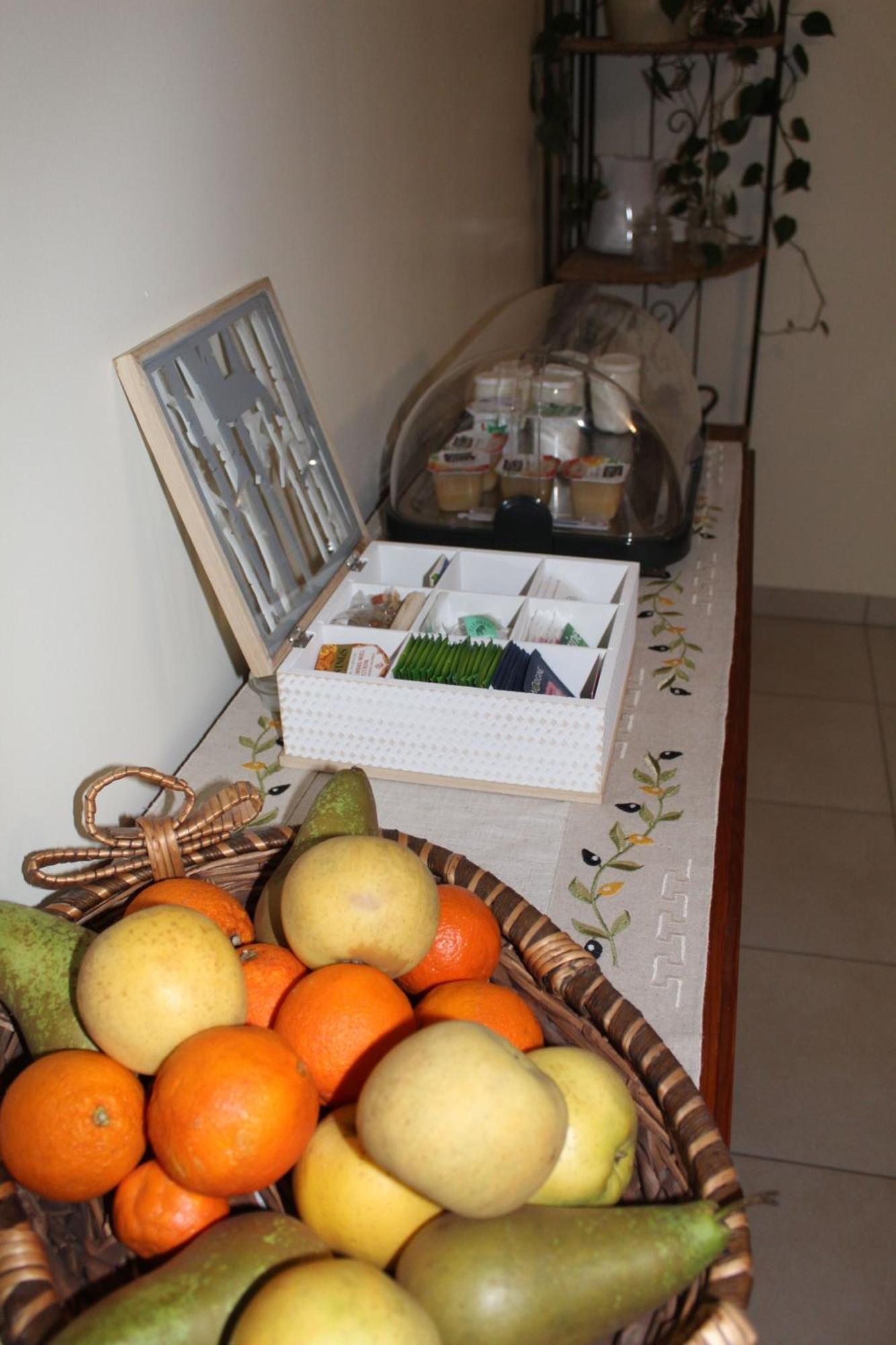 Mérignac La Douce Charentaise Bed & Breakfast エクステリア 写真